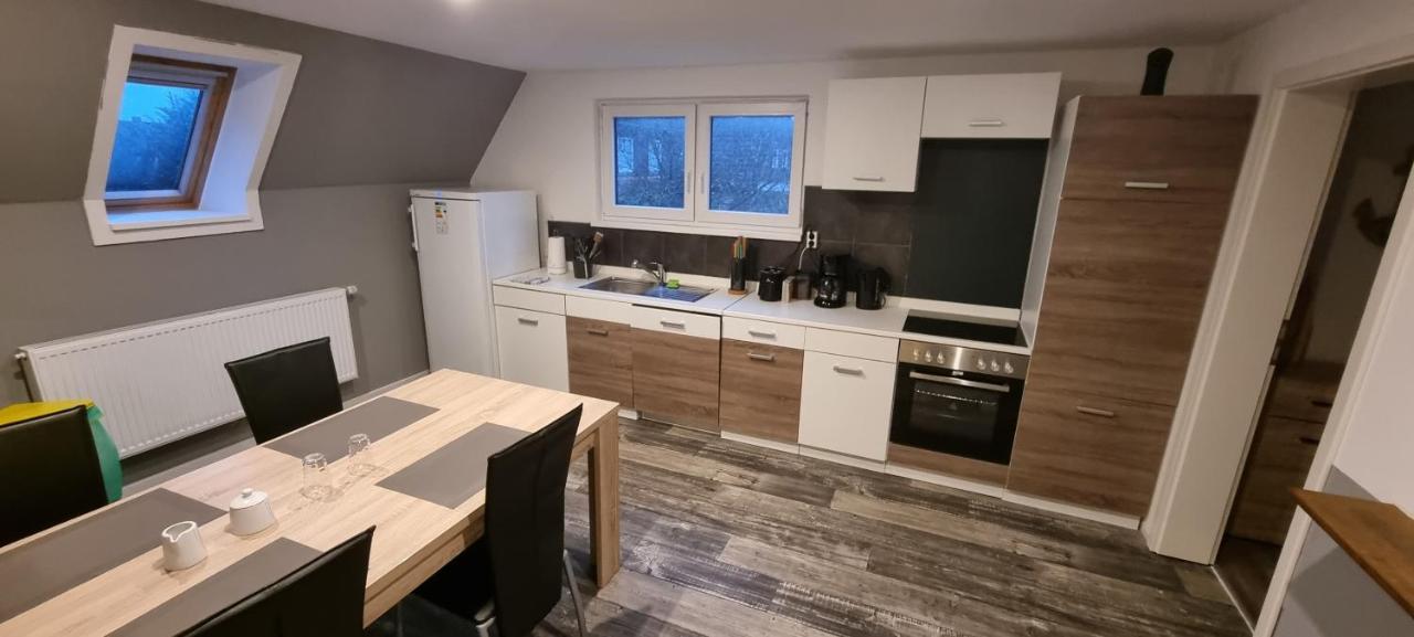 3 Zimmer Ferienwohnung In يفير المظهر الخارجي الصورة